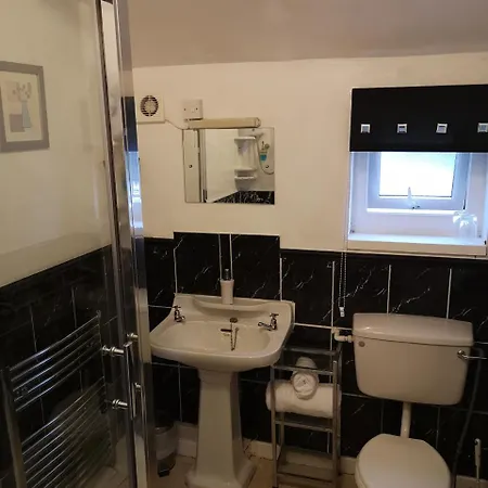 East Mount House 3* Barrow-in-Furness
