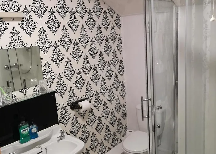 East Mount House بيت ضيافة بارو في فرنيس