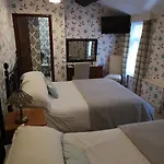 East Mount House بيت ضيافة 3*